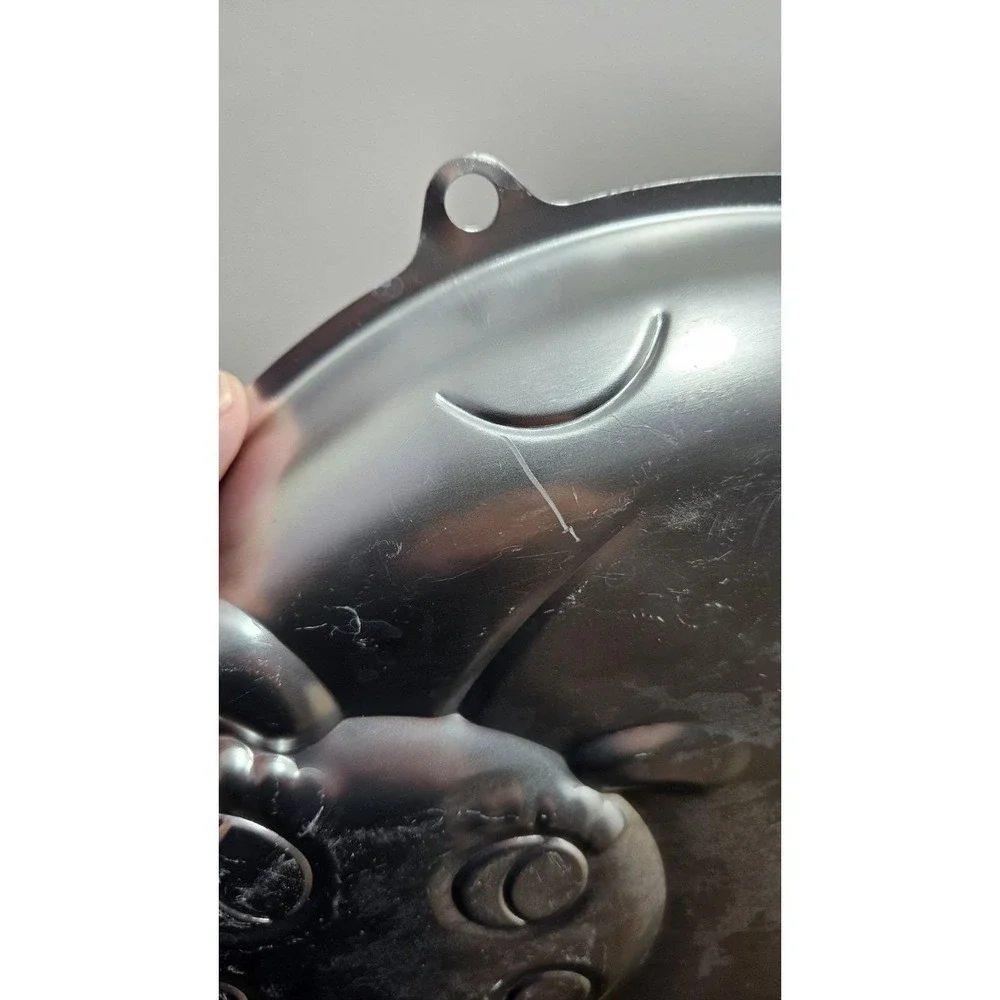 Wilton Ladybug Cake Pan Kids‎ Silver Aluminum Character Specialty Bakeware